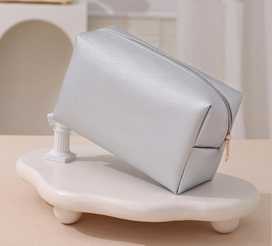 CurveForm Cosmetic Pouch