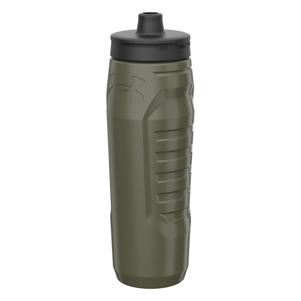 Under Armour Squeeze Water Bottles, 32 oz Water Bottles, Sideline Sports Water Bottle with Quick-Shot Lid, Quick & Easy Hydration, Gym Water Bottles, Squeeze Bottle, 1 32oz Bottle