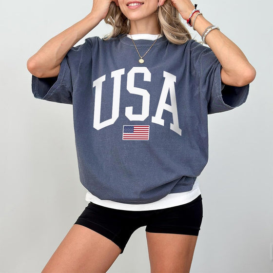 USA T-Shirt for Men, Women, Unisex - Vintage American Flag Graphic Tee - Patriotic Short Sleeve Crew Neck Top - 100% Cotton - hover image