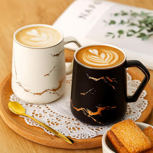 ZENFUN 2 Pack Ceramic Mug Set for Couple, Coffee Mugs with Gift Box, Engagement Wedding Gift 13.5 oz Porcelain Mug Set with Lid and Gold Spoon Marbling, His and Hers, Christmas( Black&White)