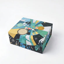 Modern AI Creation Kit Magnetic Gift Box With Hidden Magnet and Bold Graphics for High Tech Unboxing and PR Kit Case
