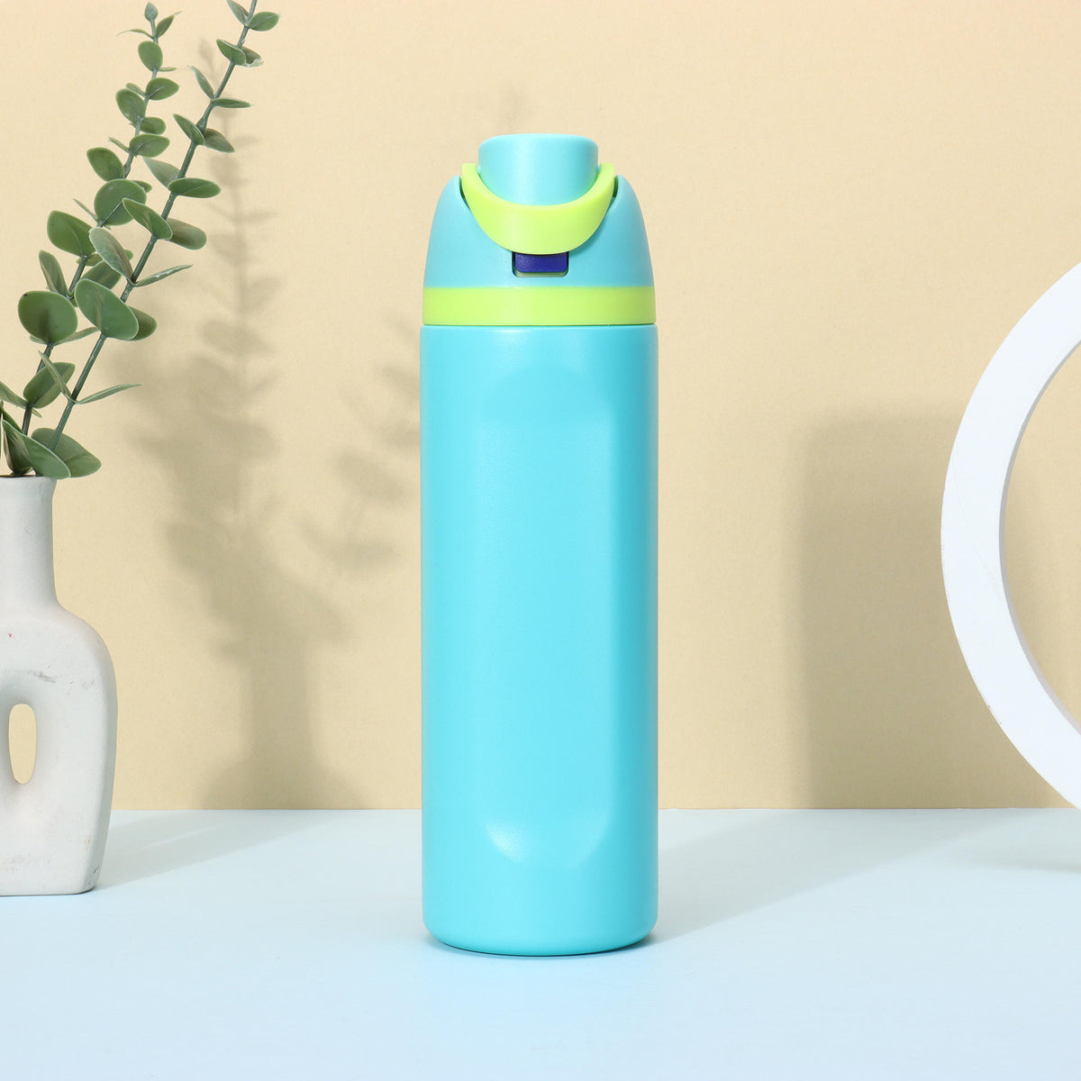 SipFlow 700ml Insulated Water Bottle