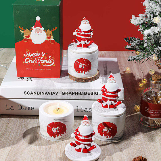 FestiveAura Scented Candle - hover image